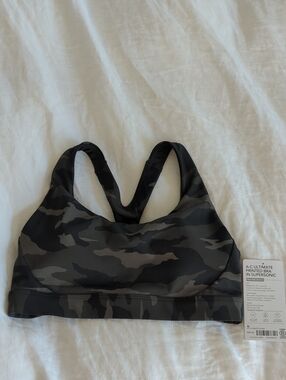 Athleta A-C Ultimate Camo Print Sports Bra NWT Size Small